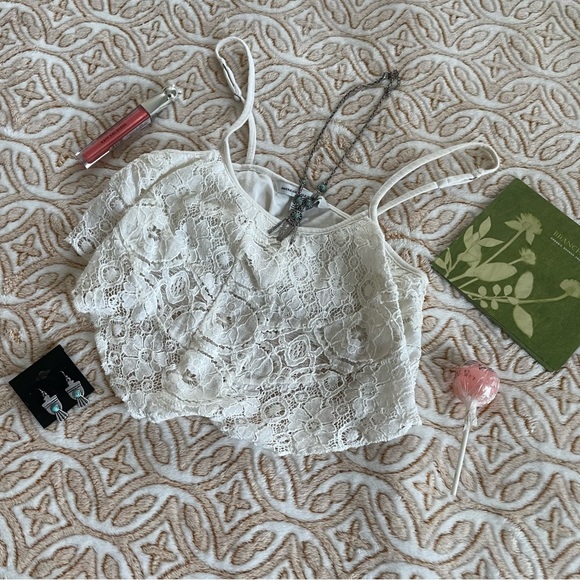 Lucky Brand Silvertone Native Bird Earrings - Picture 7 of 8